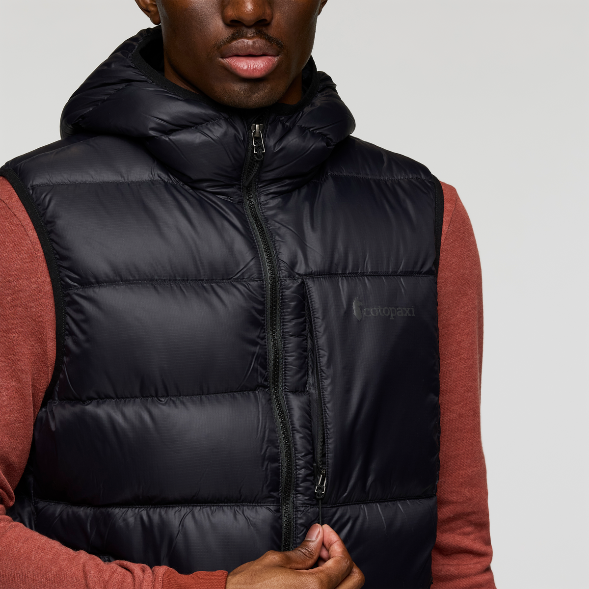 Fuego Max Down Vest - Men's - Cotopaxi Black - US 1461