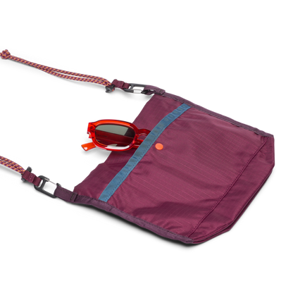Lista 2L Lightweight Crossbody Bag - Cada Día - Black - US 7333