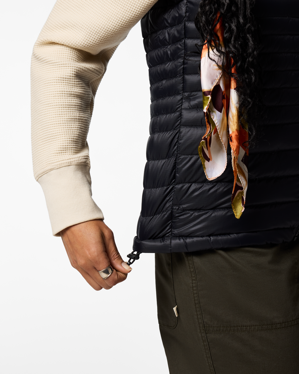Fuego Down Vest - Women's - Cotopaxi Black - US 1208